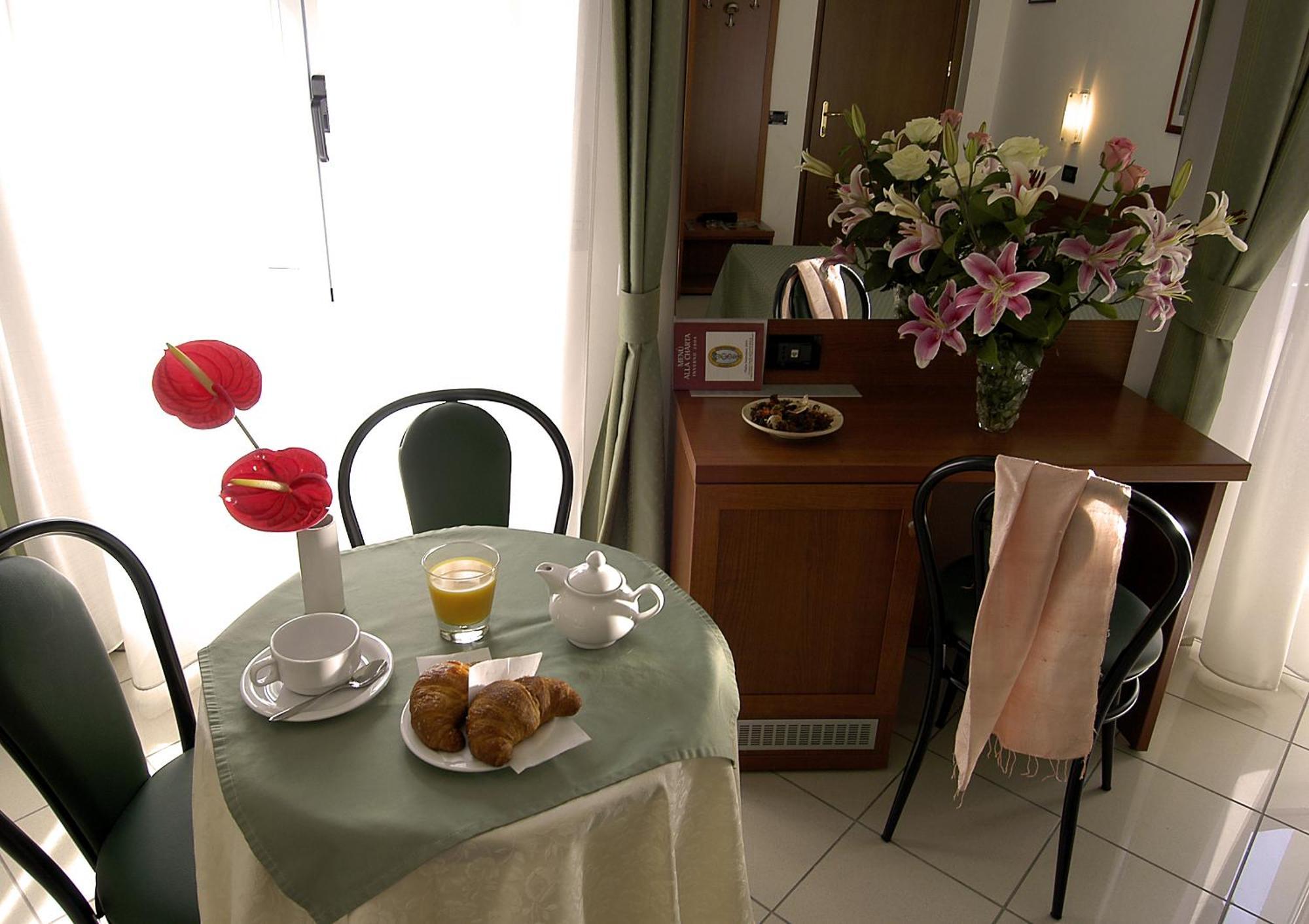Hotel Dore Μιλάνο Εξωτερικό φωτογραφία