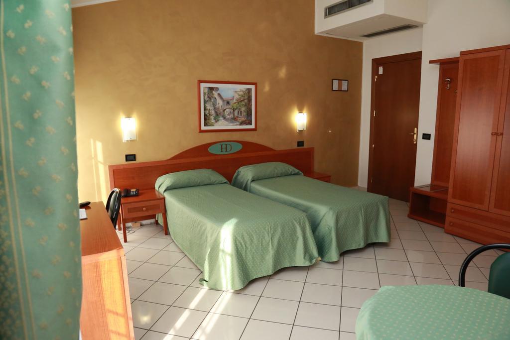 Hotel Dore Μιλάνο Εξωτερικό φωτογραφία