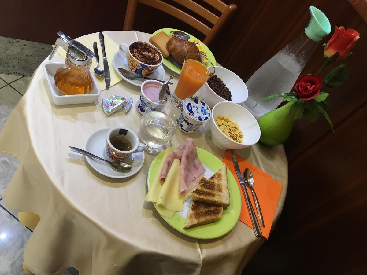 Hotel Dore Μιλάνο Εξωτερικό φωτογραφία
