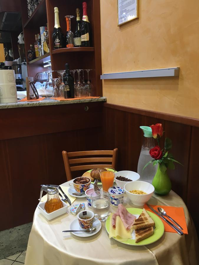 Hotel Dore Μιλάνο Εξωτερικό φωτογραφία