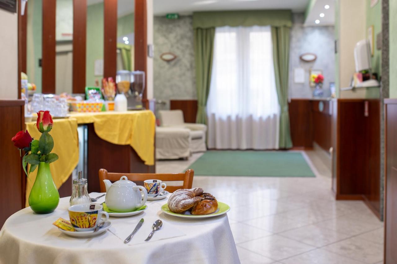 Hotel Dore Μιλάνο Εξωτερικό φωτογραφία